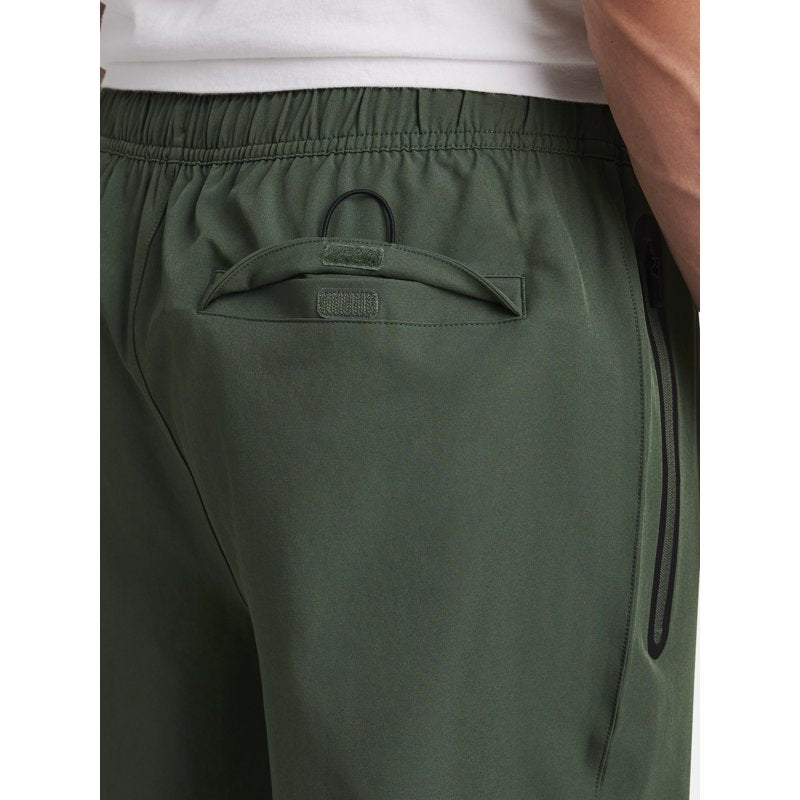 Men's Tapered Urban Woven Pants with Moisture-Wicking Stretch