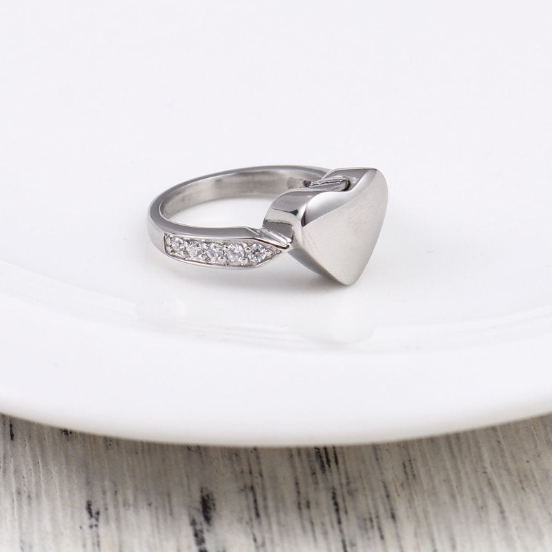 Heart Rhinestone Cremation Urn Ring Memorial Jewelry Stainless Steel Keepsake