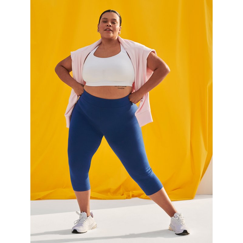 Plus Size Women's Active Capri Leggings with Moisture-Wicking Tech