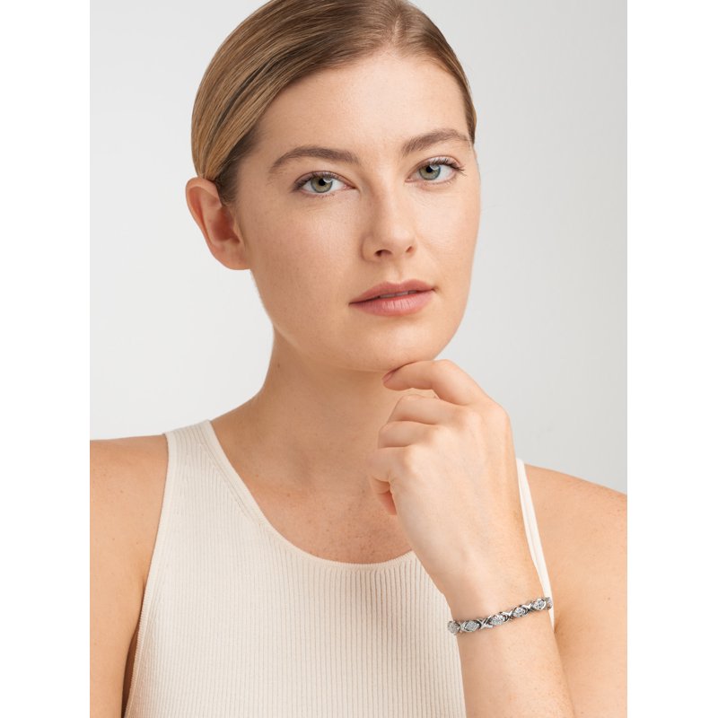 Silver Tone XO Diamond Shape Tennis Bracelet - 7.25 Inch Jewelry Gift