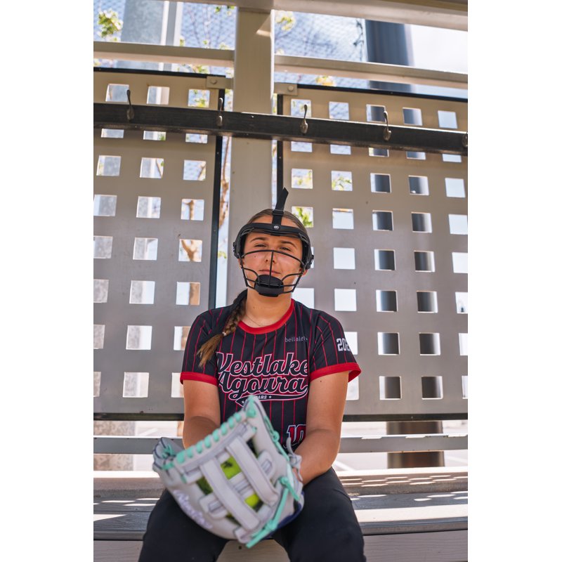 Softball Fielder's Mask - Protective Metal Mask for Infield & Outfield