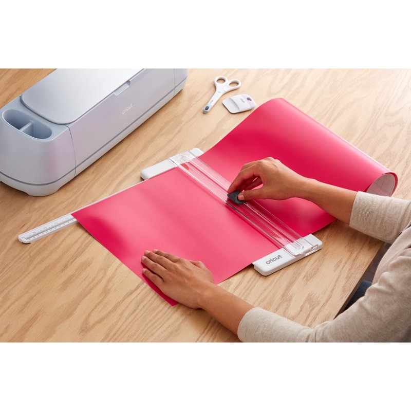 Crafting Tool Set for Cricut Machines - 7-Piece Vinyl, Paper, Iron-On