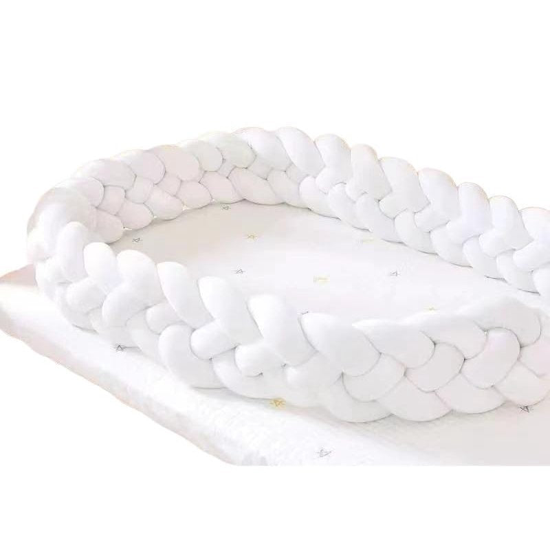 Chunky Knitting Wool Yarn for DIY Rugs Cushions & Home Decor - White 1.5m