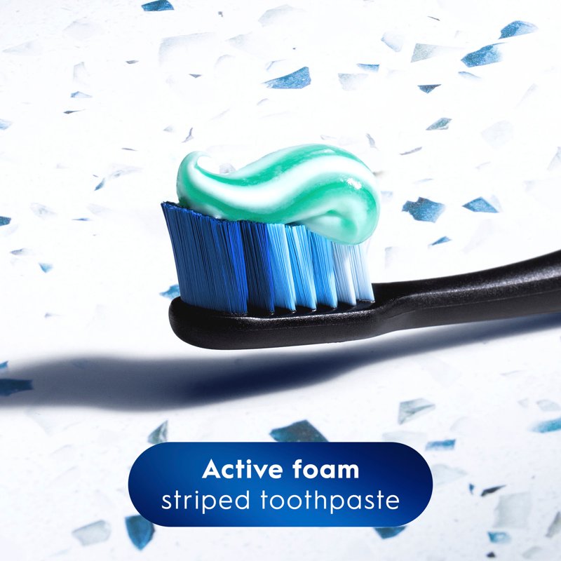 (4 Pack) Crest Fluoride Toothpaste with Mint Flavor - 3 x 5.2 oz Family Pack, Cavity & Stain Protection