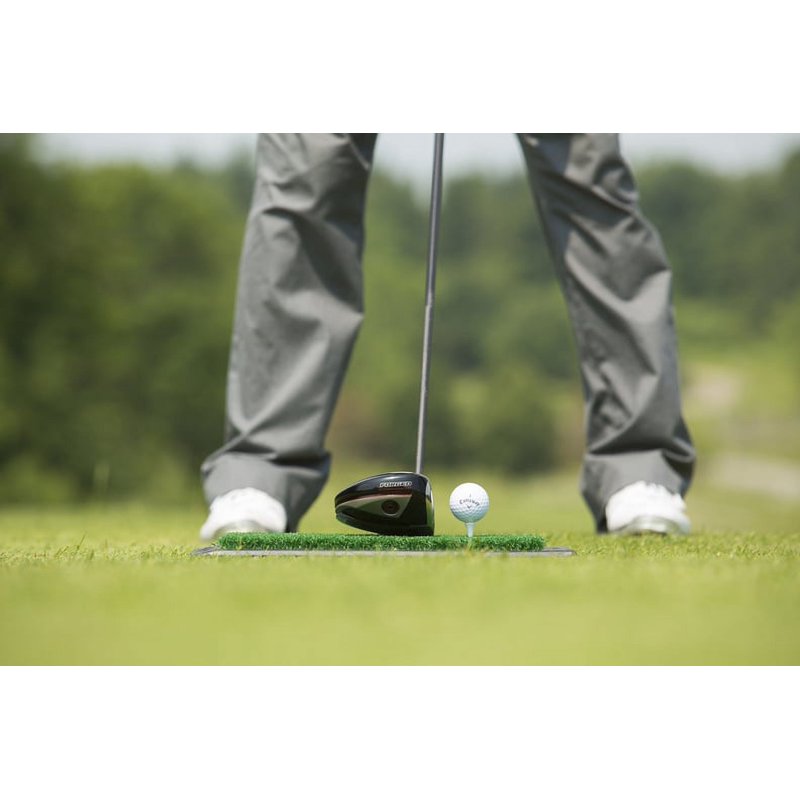 Callaway Launch Zone Hitting Mat with Rubber Tee Holder