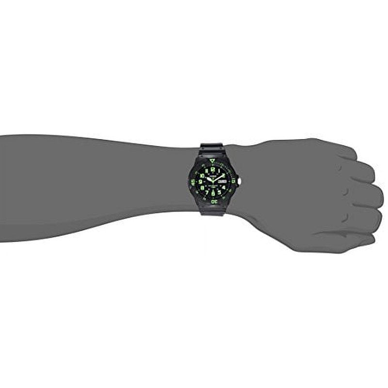 Casio Dive Style Men's Watch with Water Resistance and Date Display