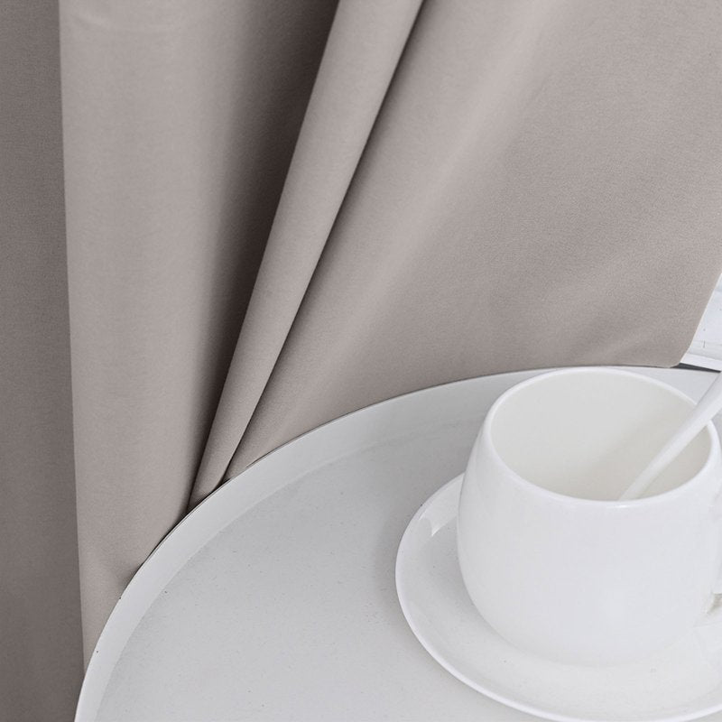 Light-Blocking Polyester Curtains for Living Room & Bedroom - Thermal Insulation & Soundproofing