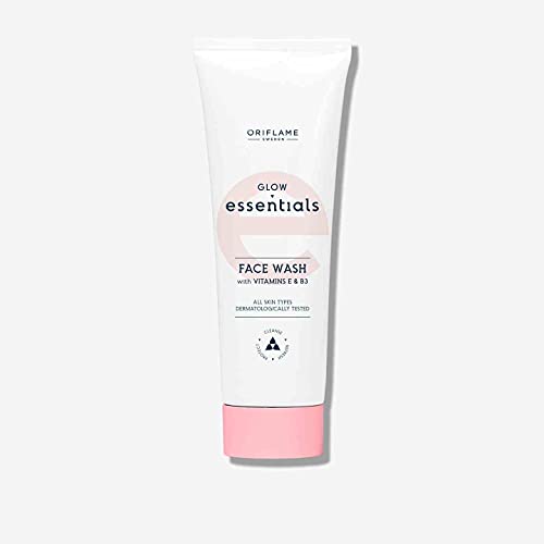 Oriflame Glow Essentials Face Wash with Vitamins E & B3 125ML