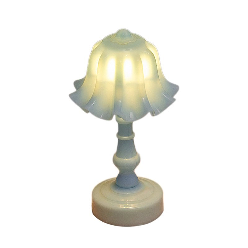 Battery-Powered Orchid Flower Style Table Lamp for Bedroom & Nightstand