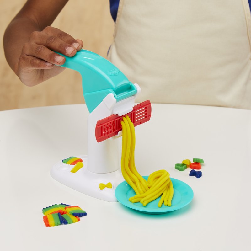 Play-Doh Kitchen Creations Lil’ Noodle Playset with 2 Dual-Color Cans - Pretend Pasta Toy for Kids