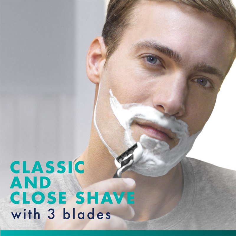 Gillette Mach3 Men's Razor Handle & 10 Blade Refills - Close Shave