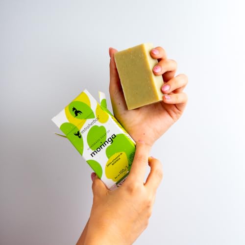 Extraherbos Moringa Soap Bar - Mexican Handmade Natural Cleansing Bar with Organic Moringa Leaf - Artisanal Beauty Soap for Daily Skincare 100g/3.4oz