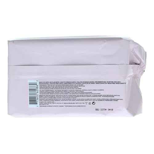 MAC Gently Off Wipes + Micellar Water