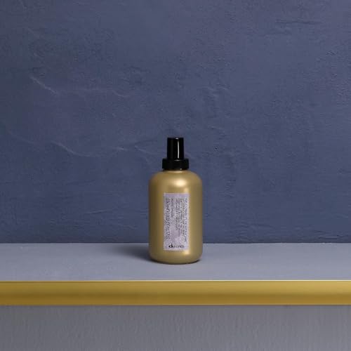 Davines This Is A Blow Dry Primer, No Hold Volume & Anti-Humidity Spray - Preps Hair for Styling, Protects from Heat & Adds Natural Shine, 8.45 Fl Oz