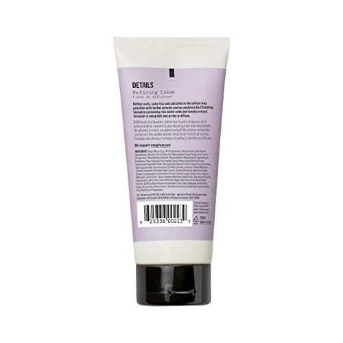 GIOVANNI 2chic Ultra-Volume Shampoo - Daily Volumizing Formula with Papaya & Tangerine Butter, Promotes Weightless Control for Fine Limp Thin Hair, No Parabens, Color Safe - 24 oz