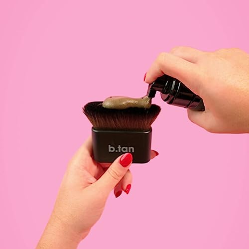 b.tan Blending Brush & Body Mitt Bundle | Airbrushd Blending Brush with I Don't Want Tan On My Hands Self Tanning Applicator Mitt