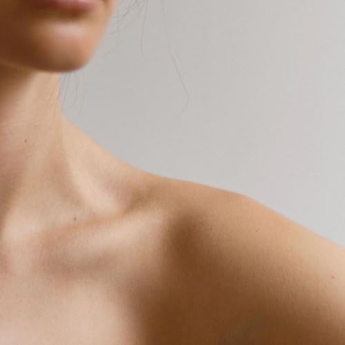 Hydrating Body Milk with Organic Shea Butter, Organic Sweet Almond Oil, and Allantoin ? 500ml