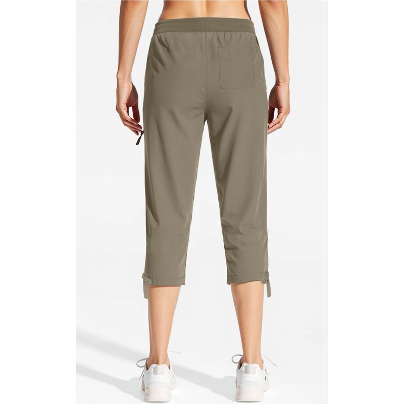 Lightweight Women's Cargo Capris for Hiking & Outdoor Activities