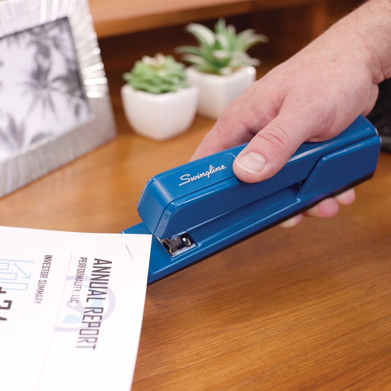 Swingline 747 Classic Desktop Stapler 30 Sheets Full Size Blue Office Supplies