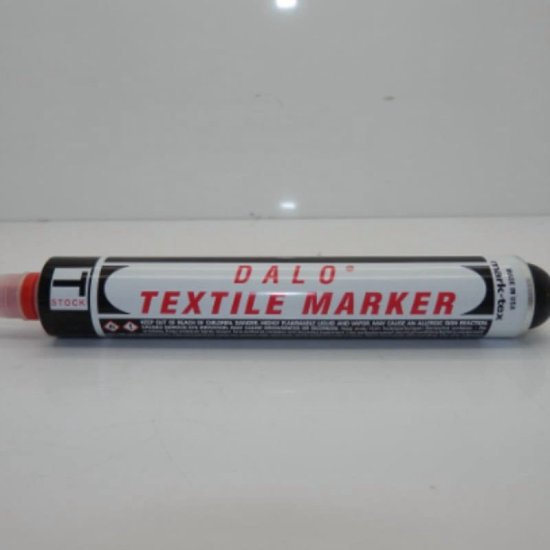 Red Textile and Fabric Marker - Medium Tip for Art & Crafting