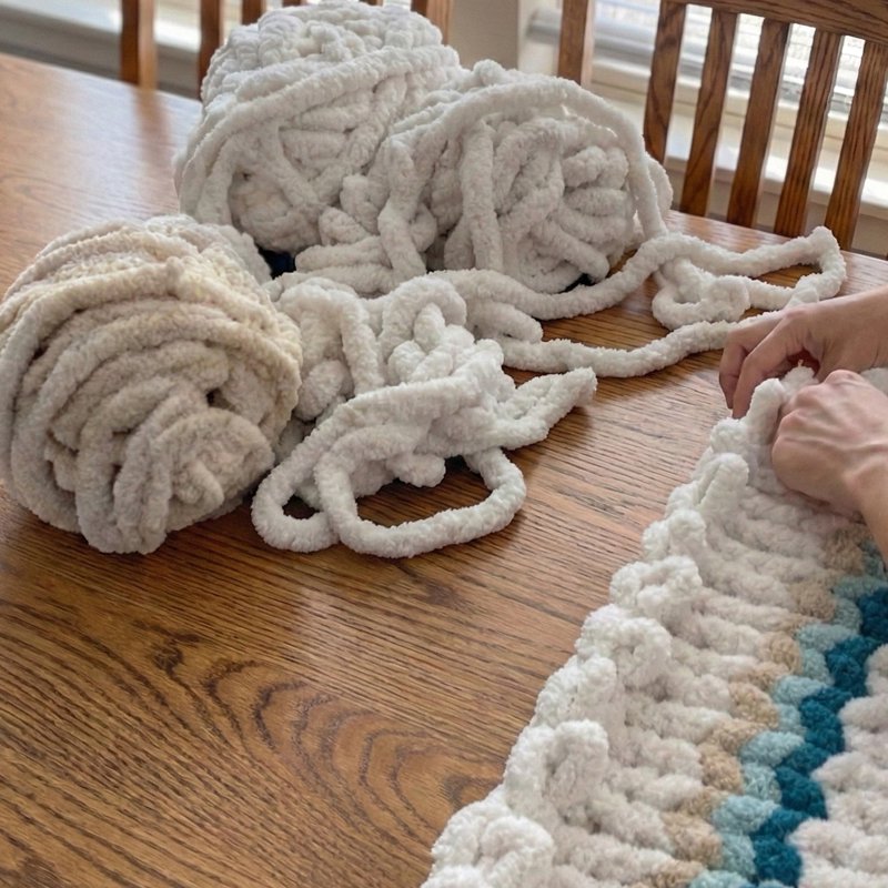Chunky Chenille Yarn for Hand Knitting - Soft Thick Polyester for Blankets, Pillows & Pet Beds