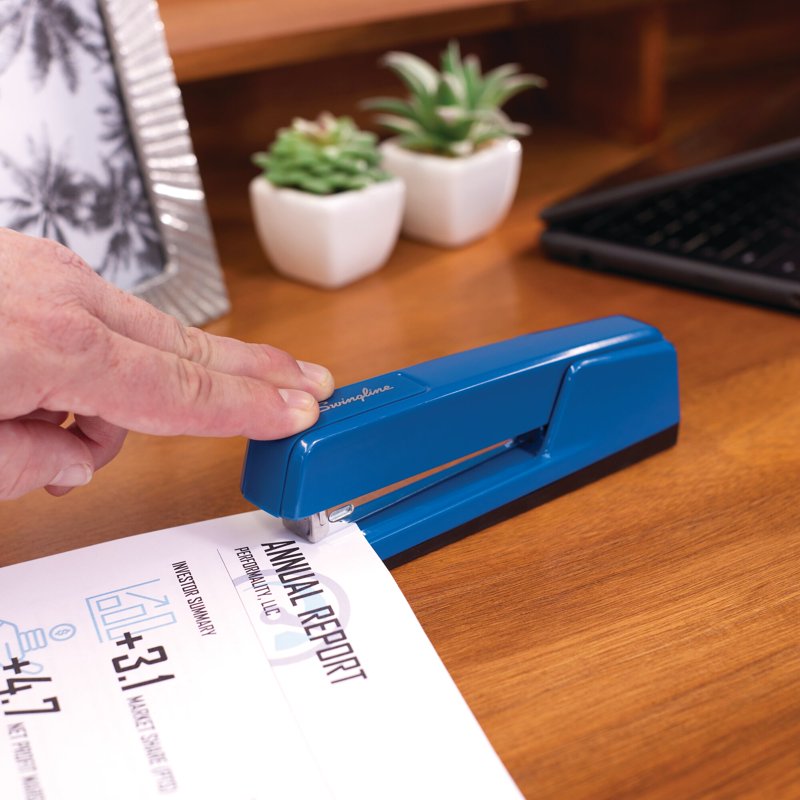 Swingline 747 Classic Desktop Stapler 30 Sheets Full Size Blue Office Supplies