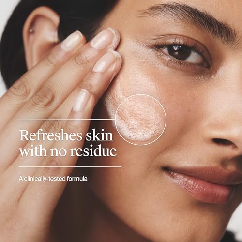 Neutrogena Fresh Foaming Facial Cleanser, All-In-One Makeup Remover Face Wash for Nor-mal to Oily Skin Deeply Cleanses & Removes Waterproof Makeup, Soap-Free, Non-Comedogenic, 8.5 fl. oz