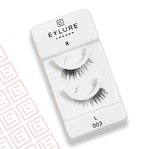 QUEWEL Magnetic Eyelashes 2 Pair Reusable Magnetic Eyelashes with Applicator No Glue Needed Eyelashes Cat Eye Natural Look Lash Clusters Kit Easy to Wear and Remove(A08)
