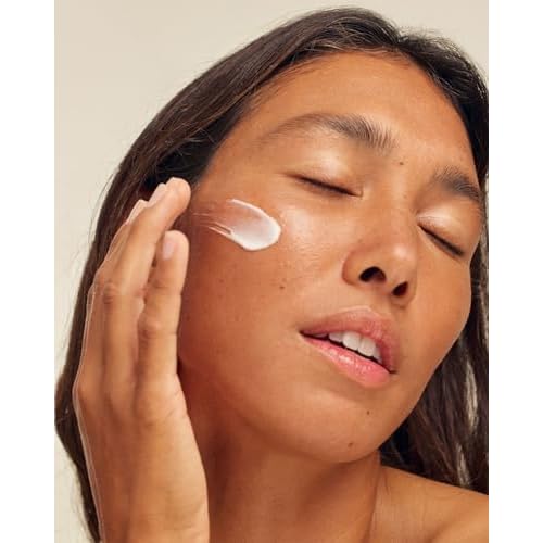 UTU - SPF30 Daily Moisturizing Face Sunscreen | Hyaluronic Acid, Squalane, Vitamin C+E | Clean, Reef Safe, Cruelty Free, Broad Spectrum, Mineral Zinc Oxide (75 mL | 2.5 fl oz)