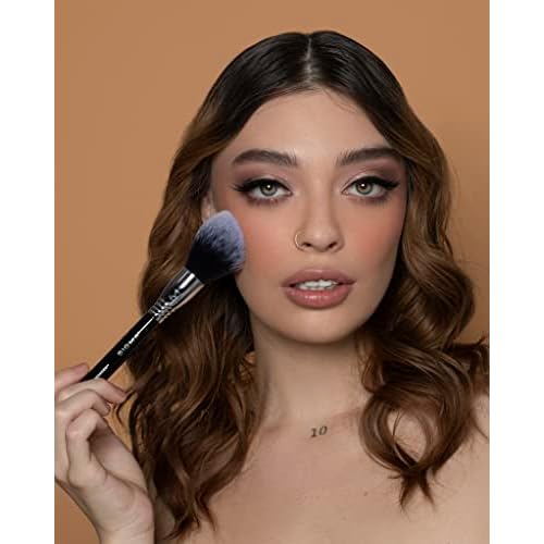 Sigma Beauty F24 All-Over Powder¢â Brush