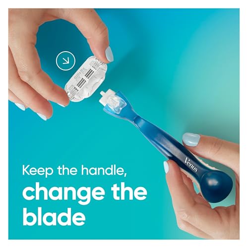Gillette Venus Smooth Razor for Women, Includes 1 Reusable Razor Handle + 2 Count 3-Bladed Refills, Ergonomic Soft Grip Handle