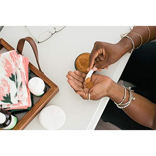 Mambino Organics Second Trimester Set ? Skincare Pregnancy Gift Box - Body Oil, Shea Butter, Maternity Essentials