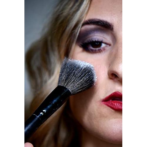Large Size Pressed HD Translucent Neutral No Color Invisible Matte Finishing Setting Powder Shine Free Reduce Fine Lines and Wrinkles Oil-free No Animal Testing Cruelty Talc & Paraben Free
