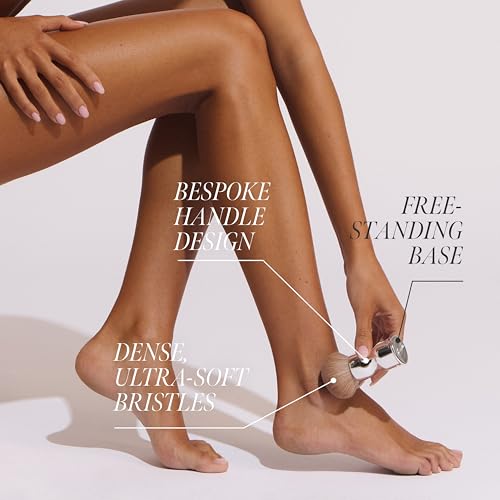 Loving Tan Flawless Blending Brush - Self Tanning Streak-Free Application, Ultra-Soft Vegan Bristles, Perfect for Tanning Hands & Feet, Free-Standing, Cruelty-Free, Use with Mousse or Cream