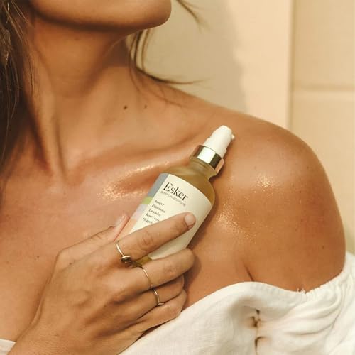 L'AMARUE Essential Cleanser, 8 fl oz: Gentle Daily Skincare Face Wash, Anti-Acne, Hydrating and Moisturizing, and Anti-Aging with Ceramides and Antioxidants | Vegan & Cruelty-Free for All Skin Types
