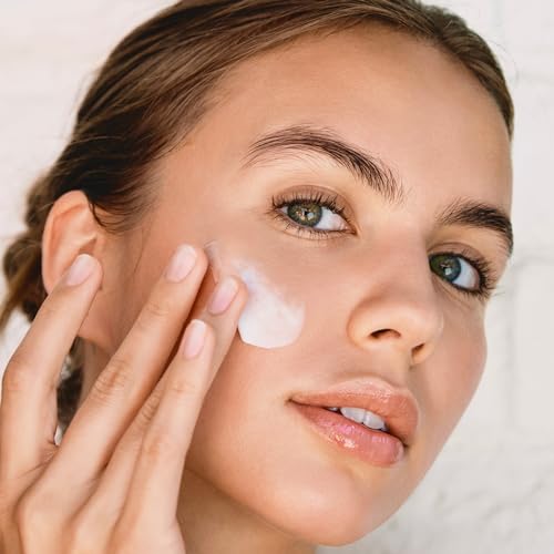 Clarins NEW Multi-Active Renewing Night Moisturizer with Niacinamide | Smooth Fine Lines Visibly Tighten Pores Even Tone and Texture Boost Glow Strengthen Moisture Barrier Skin