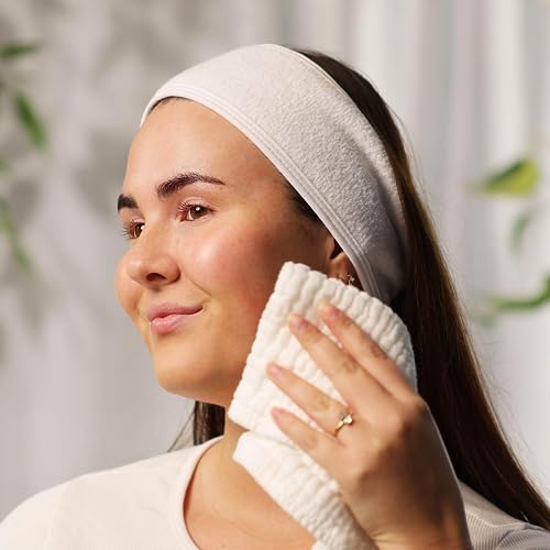 Evolve Organic Beauty - Natural Enzyme + Vitamin C Cleanser Powder | Small Batch, Vegan Clean Beauty (2.4 oz | 70 ml) Packaging May Vary