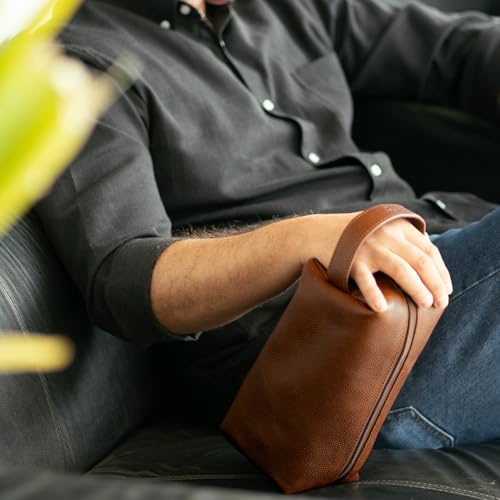 Leather Toiletry Bag for Men ? Water Resistant Travel Dopp Kit - Premium Full Grain Leather Cosmetic Case- Perfect Gifts for Him - Mens Toiletry Bag (Honey)
