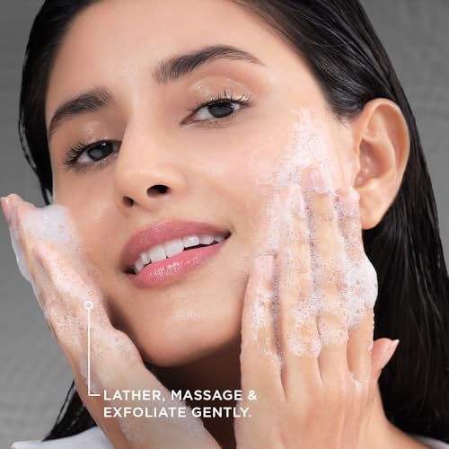POND'S Bright miracle With Activated Charcoal detox facewash 200g
