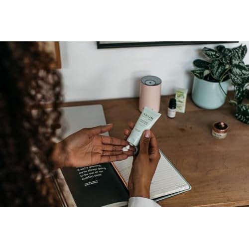 Neom- Moments of Wellbeing in the Palm Of Your Hand Gift Set | 4x30ml Luxury Hand Creams | Mother's Day | Gift | Essential Oil¡¦