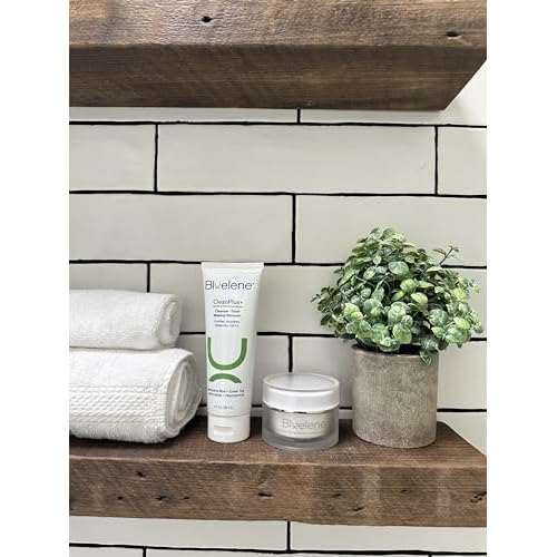 Bluelene CleanPlus+ Face Cleanser/Toner/Makeup Remover with Super Antioxidant Methylene Blue, Niacinamide, and MicroSilver. Gentle, Aloe Vera-Based Formula. Suitable for Sensitive Skin