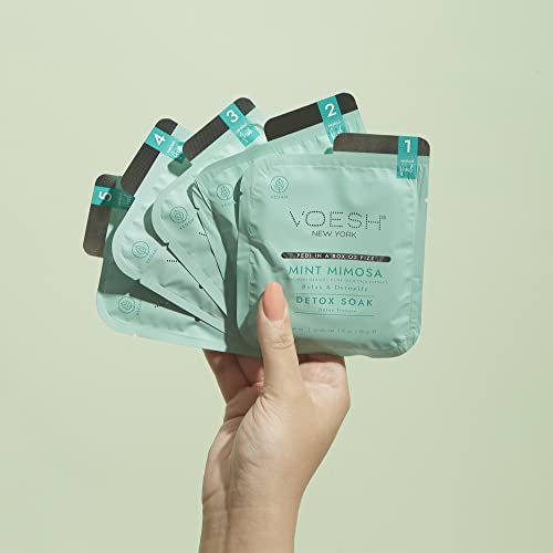 VOESH Pedi in a Box O2 Fizz, Variety 3 Pack, Detoxifying Spa Pedicure, DIY Pedi, at-Home Pedi, Pedi in a Box, Spa Foot Treatment, Vegan Beauty, Foot Detox, Pedicure Prep