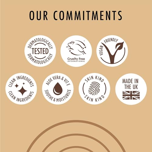 St Moriz Professional Daily Face Tanning Moisturiser with Aloe Vera & Vitamin E, Gradual Vegan Fake Tan, Medium (75ml)