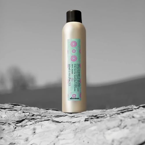 Davines This Is An Invisible No Gas Spray, Medium Hold Natural Finish - Non-Aerosol Spray for Brushable Hold - Fast Drying & Humidity Resistant, 8.45 Fl Oz