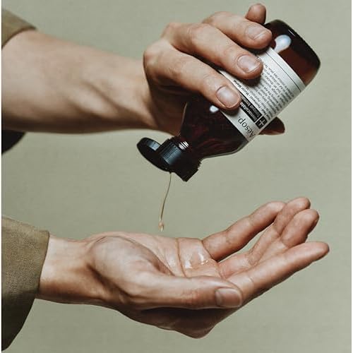 Aesop Immaculate Facial Tonic | Vitamin-Rich, Hyrdating Gentle Exfoliant | for Refined Skin Texture | 3.3 fl oz