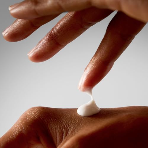 Alo Luminizing Face Moisturizer | Squalane for Lightweight All-Day Hydration | Sweet Almond & Vitamin E Nourishes & Revives Skin | 2 fl. oz