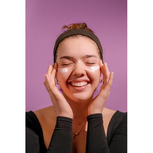 Robanda Retinol Daily Renewal Cream¦¢ Weightless All Day Anti Wrinkle Cream With Retinol For Face and Neck