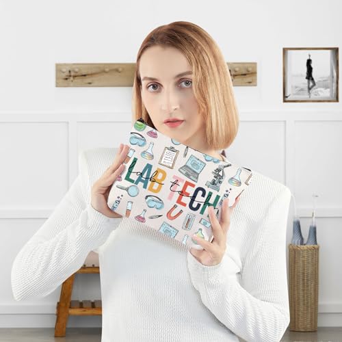 WZMPA Irish Dancer Cosmetic Bag Irish Dance Teacher Gift Give a Girl The Right Shoes And She Can Conquer The World Irish Dancing Makeup Zipper Pouch Bag Irish Dance Team Gift (give a shoes)
