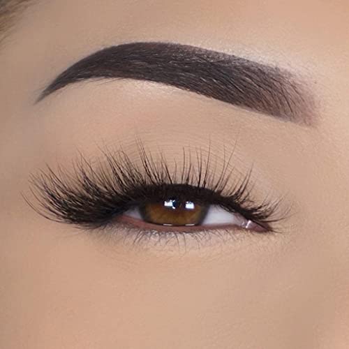 Lilly Lashes Rome 3D Mink Lashes, Mink Eyelashes, The Original Lilly Lash For Wispy & Natural Look, Reusable Eyelashes up to 25x, Fluffy Lashes, Strip Lashes, Lash Glue not Included
