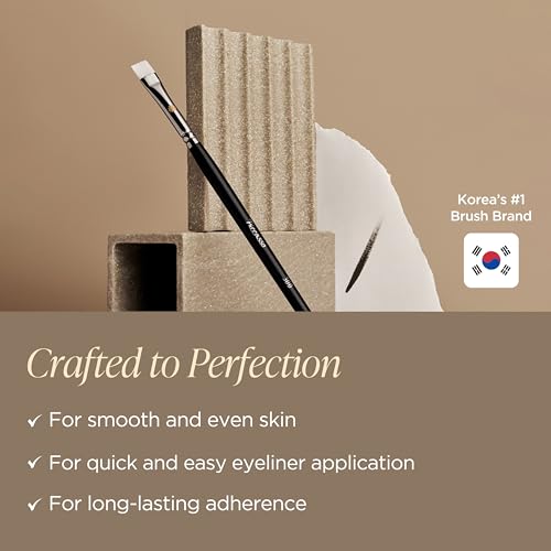 Piccasso 300 Eyeliner and Concealer Brush ? Dual-Use Angled Brush for Gel Eyeliner and Spot Concealing, Soft and Precise Eye Makeup Brush for Tightlining and Coverage, Korean Professional Makeup Tool